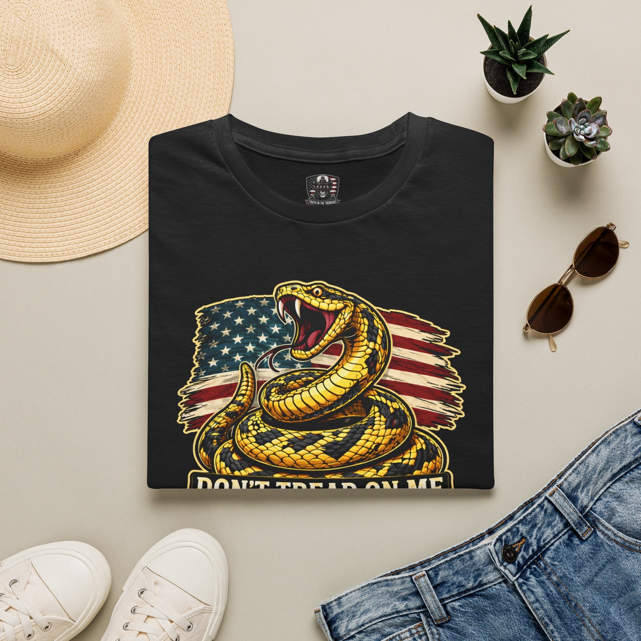 Don't Tread On Me snake American flag T-Shirt | Gadsden rattlesnake design