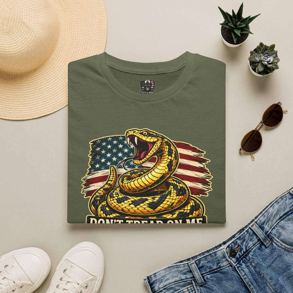 Don't Tread On Me snake American flag T-Shirt | Gadsden rattlesnake design